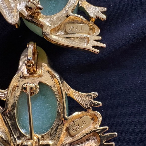 pin - Picture 2 of 2